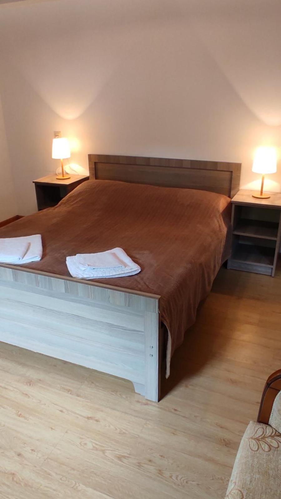 Guesthouse Mabu - 4 Newly Built Rooms In The Heart Of 梅斯蒂亚 外观 照片