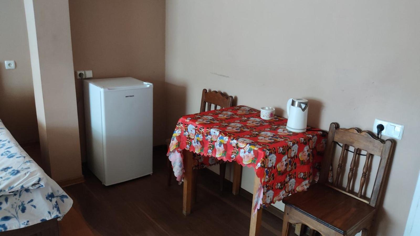 Guesthouse Mabu - 4 Newly Built Rooms In The Heart Of 梅斯蒂亚 外观 照片